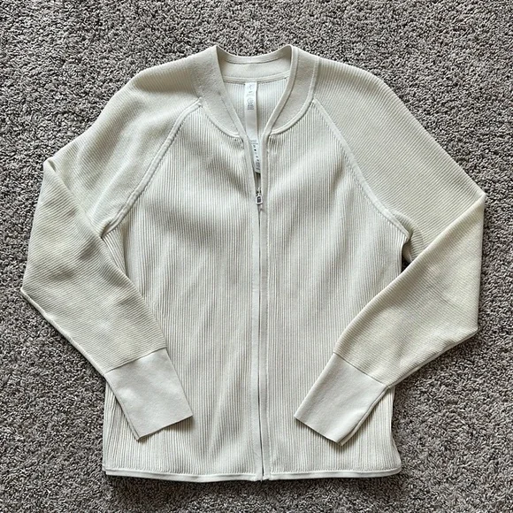 Lululemon Lightweight Ribbed Knit Jacket - Picture 4 of 14